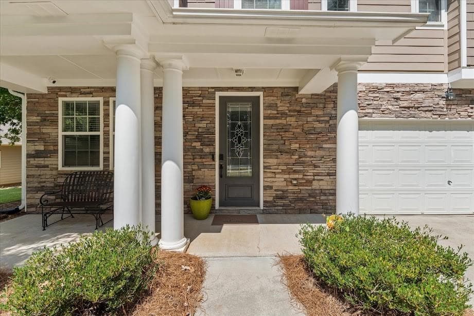4 bedroom, 3 bathroom, 3,171 sq ft single family residence for sale at 166 Westminster Way, Newnan, GA 30263 — photo 3