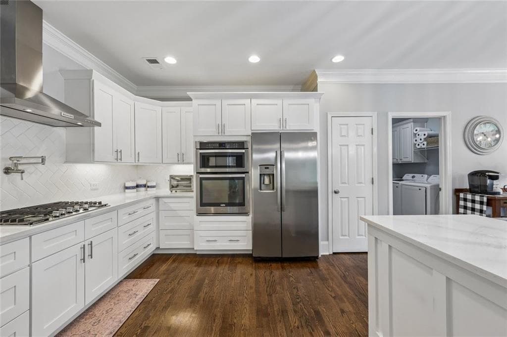 5 bedroom, 4 bathroom, 4,575 sq ft single family residence for sale at 7219 Grand Reunion Drive, Hoschton, GA 30548 — photo 5