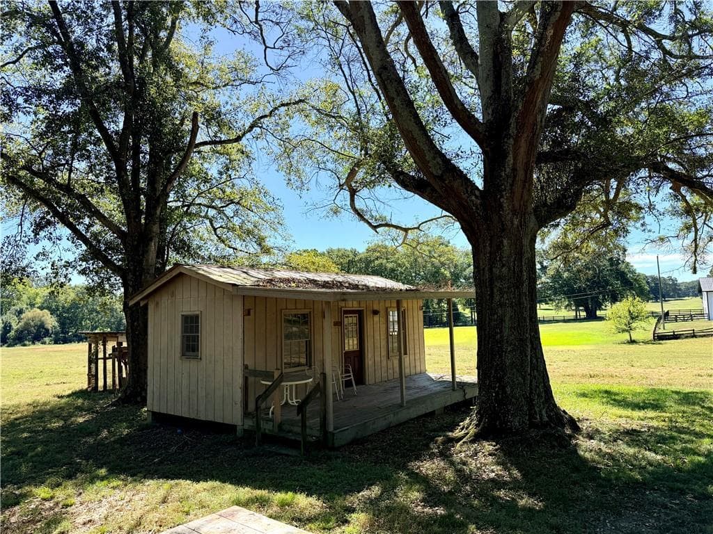 2 bedroom, 2 bathroom, 1,188 sq ft single family residence for sale at 335 Craigtown Road, Calhoun, GA 30701 — photo 7