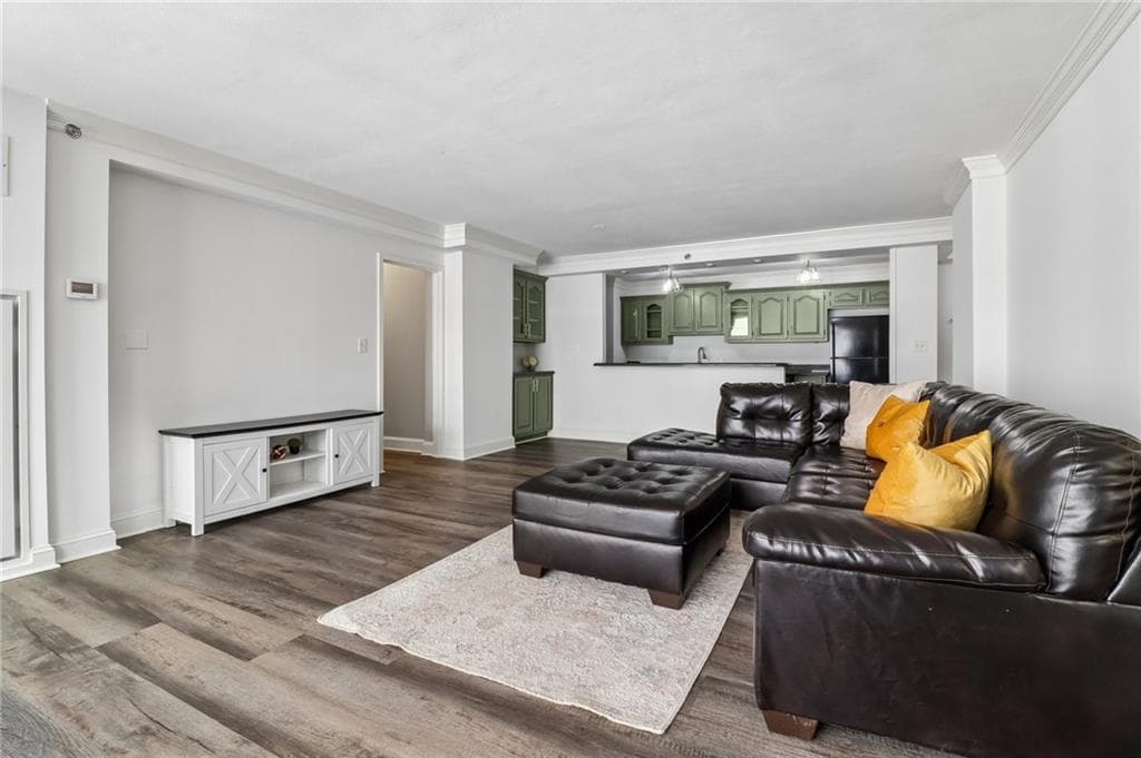 3 bedroom, 2 bathroom, 1,344 sq ft condominium for sale at 620 Peachtree Street 904, Atlanta, GA 30308 — photo 6