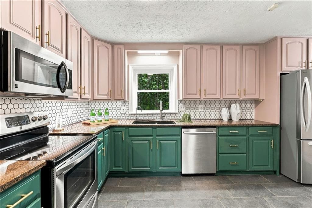 4 bedroom, 3 bathroom, 2,630 sq ft single family residence for sale at 2020 Afond Court, Chamblee, GA 30341 — photo 7