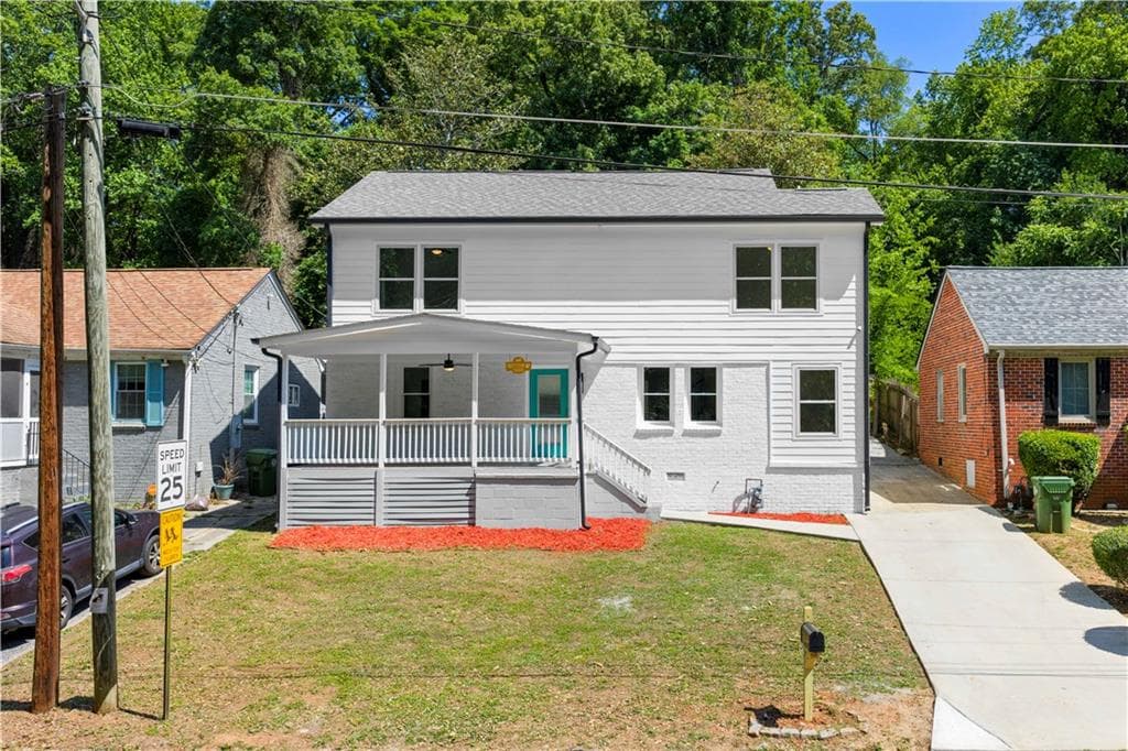 4 bedroom, 4 bathroom, 2,086 sq ft single family residence for sale at 1689 Derry Avenue, Atlanta, GA 30310 — photo 1 of 40