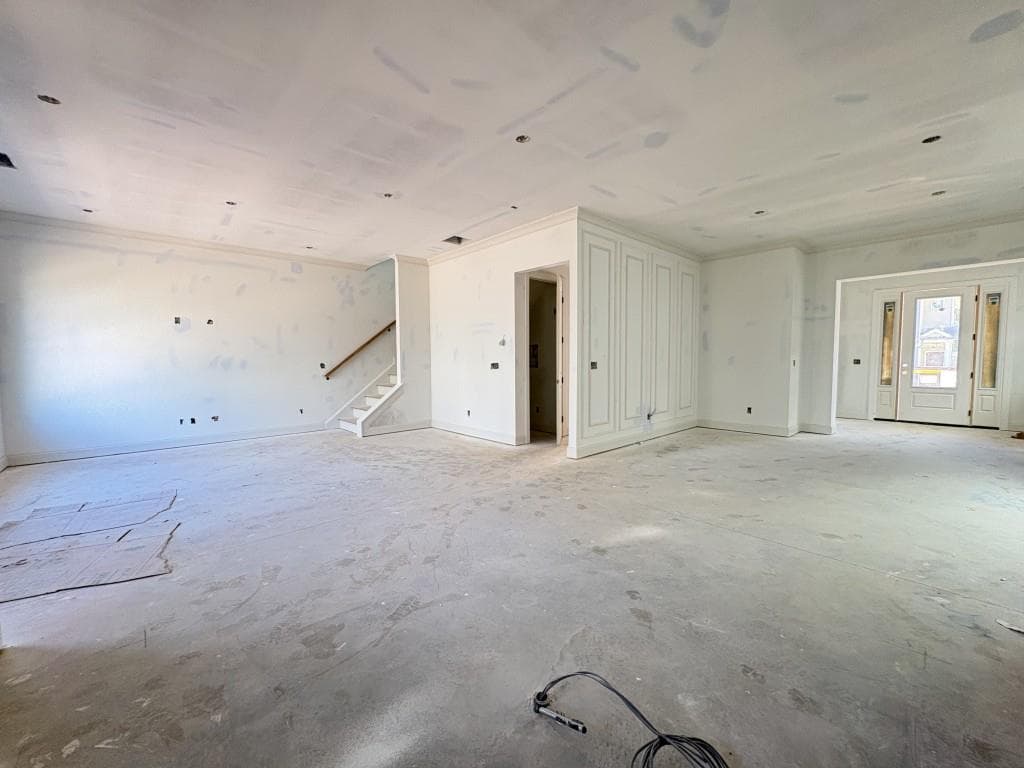 4 bedroom, 4 bathroom, 2,397 sq ft single family residence for sale at 124 Dewey Road, Lilburn, GA 30047 — photo 5