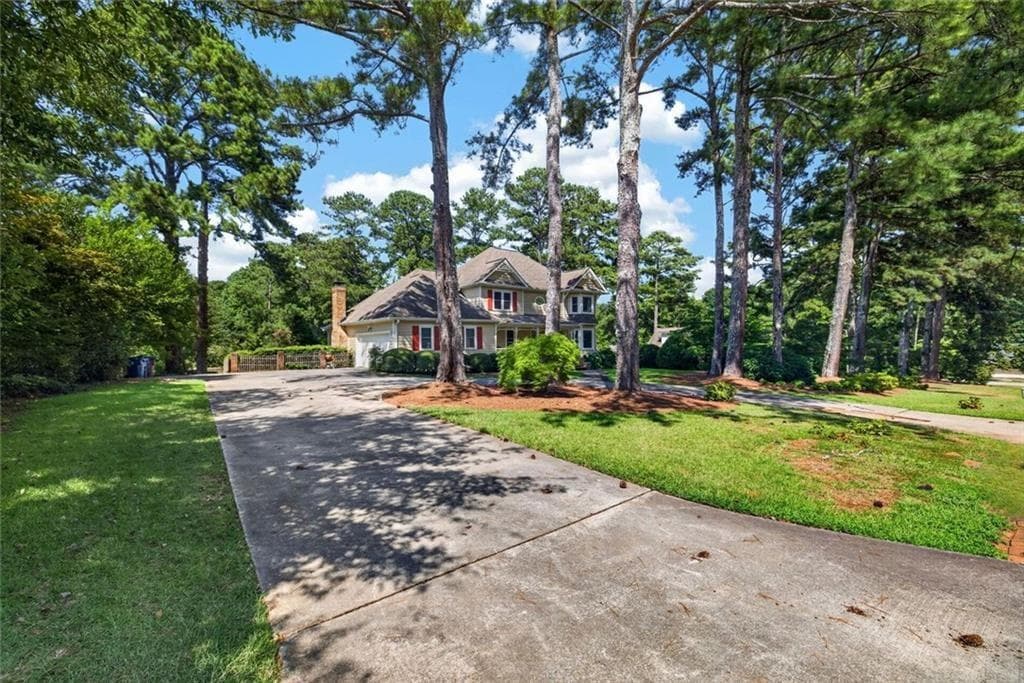 4 bedroom, 3 bathroom single family residence for sale at 110 Ben Horton Drive, Mcdonough, GA 30253 — photo 3