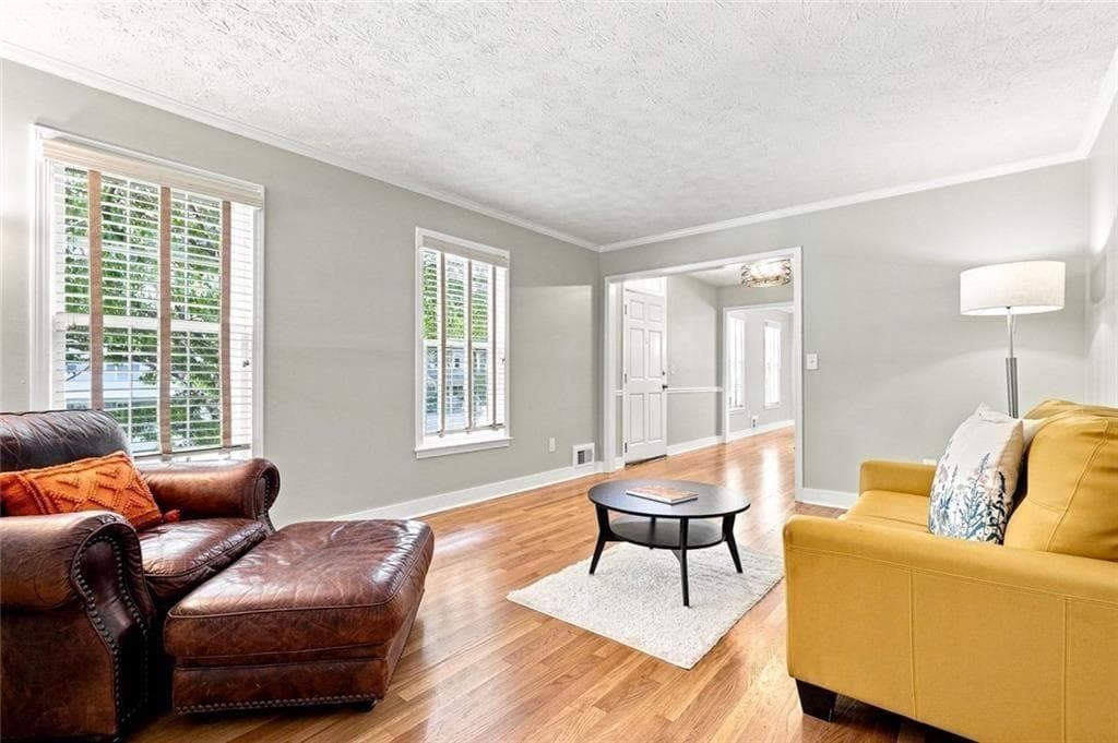 4 bedroom, 3 bathroom, 2,571 sq ft single family residence for sale at 4067 Wembley Forest Way, Atlanta, GA 30340 — photo 6