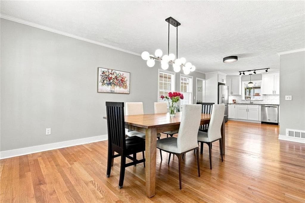 4 bedroom, 3 bathroom, 2,571 sq ft single family residence for sale at 4067 Wembley Forest Way, Atlanta, GA 30340 — photo 7