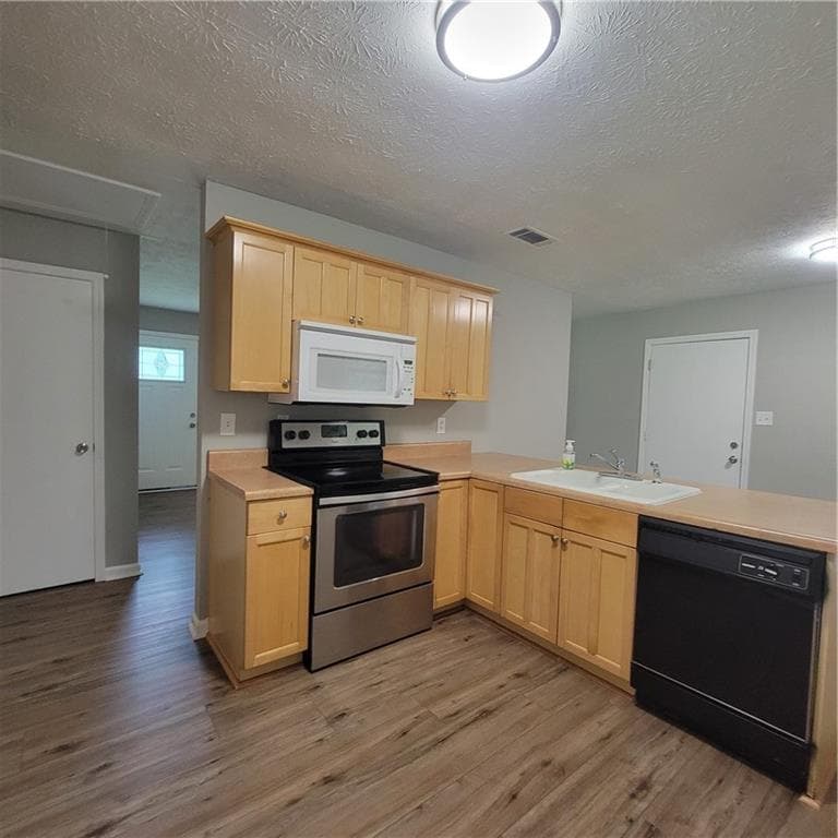 3 bedroom, 2 bathroom single family residence for sale at 77 Pierce Road, Hiram, GA 30141 — photo 7