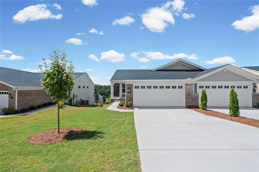 2 bedroom, 2 bathroom, 2,162 sq ft townhouse for sale at 25 Village Drive, Dawsonville, GA 30534 — photo 5