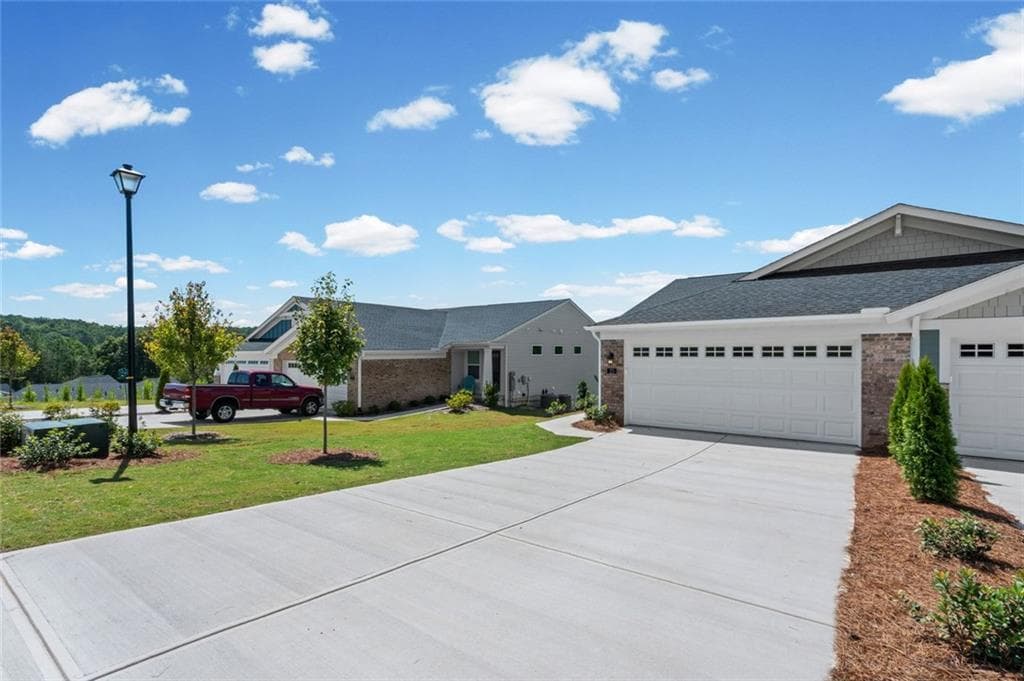 2 bedroom, 2 bathroom, 2,162 sq ft townhouse for sale at 25 Village Drive, Dawsonville, GA 30534 — photo 6
