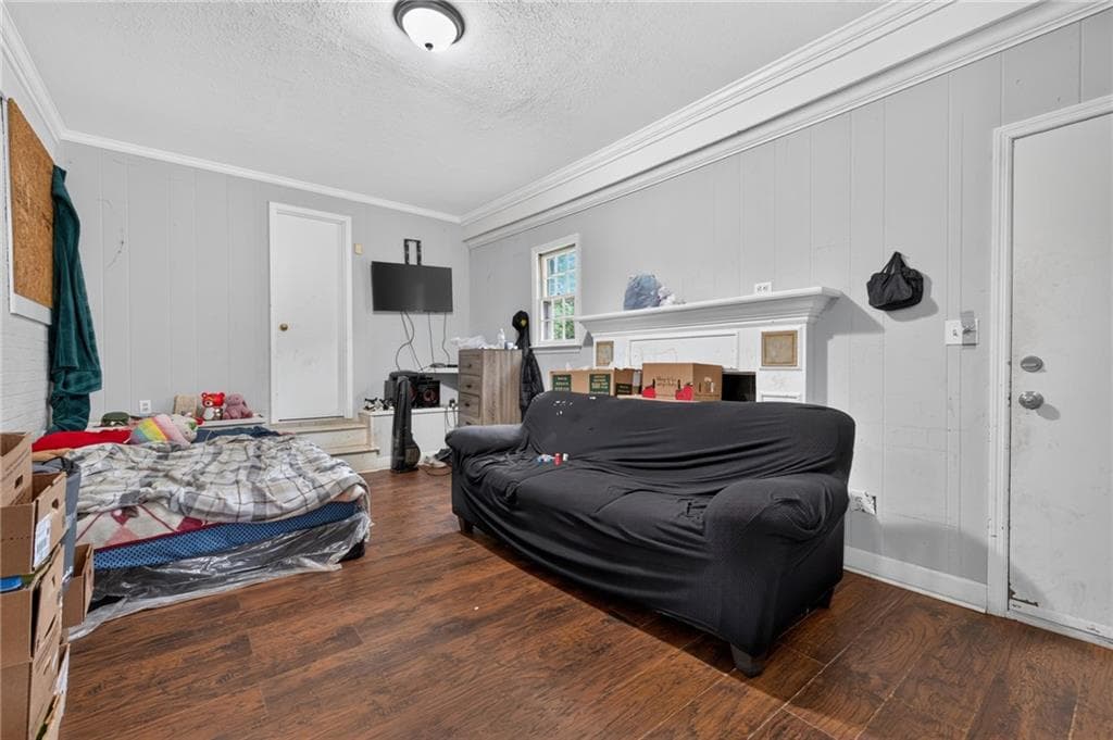 3 bedroom, 2 bathroom, 1,352 sq ft single family residence for sale at 128 Peachtree Circle, Marietta, GA 30060 — photo 10