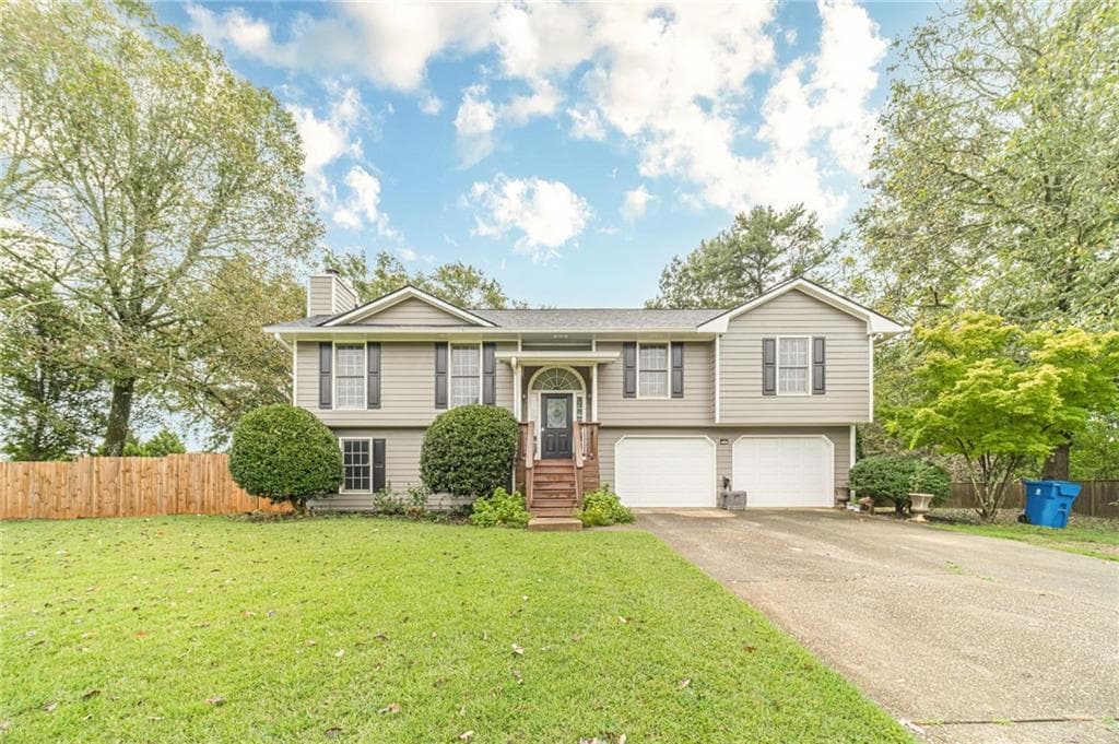 5 bedroom, 3 bathroom, 2,103 sq ft single family residence for sale at 27 Creek View Drive, Hoschton, GA 30548