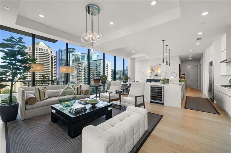 3 bedroom, 3 bathroom, 2,071 sq ft condominium for sale at 40 12th Street 1603, Atlanta, GA 30309 — photo 4