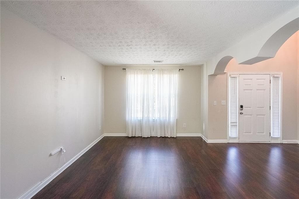 4 bedroom, 3 bathroom, 2,796 sq ft single family residence for rent at 2470 Skylars Mill Way, Snellville, GA 30078 for $2,500 a month — photo 8