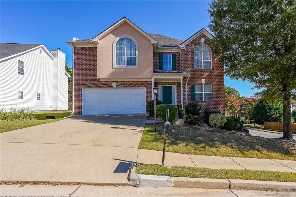 4 bedroom, 3 bathroom, 2,796 sq ft single family residence for rent at 2470 Skylars Mill Way, Snellville, GA 30078 for $2,500 a month — photo 3