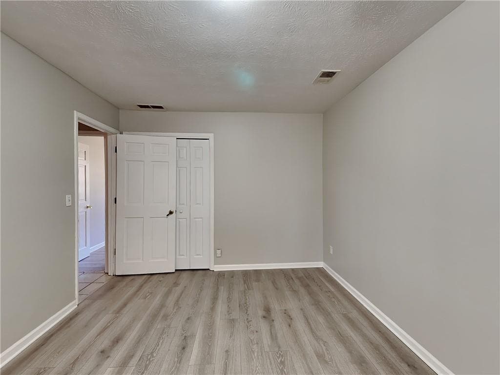 3 bedroom, 2 bathroom, 1,110 sq ft duplex for rent at 2124 Golfview Drive, Conyers, GA 30013 for $1,250 a month — photo 5