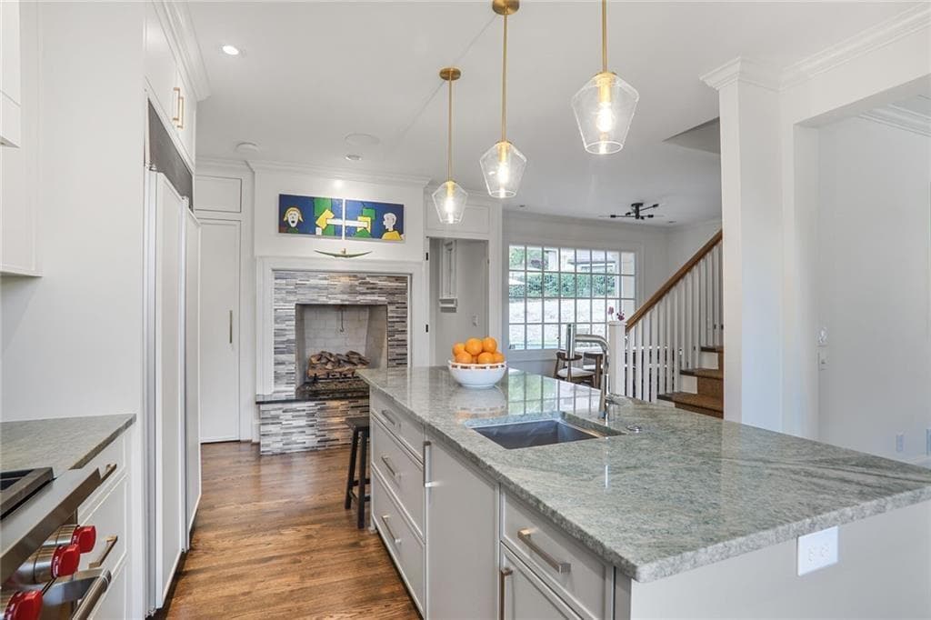 6 bedroom, 6 bathroom, 5,488 sq ft single family residence for sale at 219 Little John Trail, Atlanta, GA 30309 — photo 10