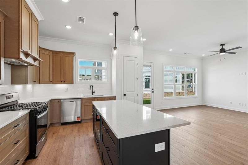 4 bedroom, 4 bathroom, 2,397 sq ft single family residence for sale at 3942 Fulson Drive, Lilburn, GA 30047 — photo 8