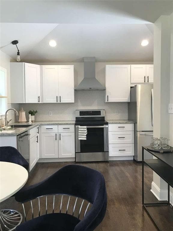 3 bedroom, 2 bathroom, 1,000 sq ft single family residence for sale at 349 Avery Street, Marietta, GA 30060 — photo 6
