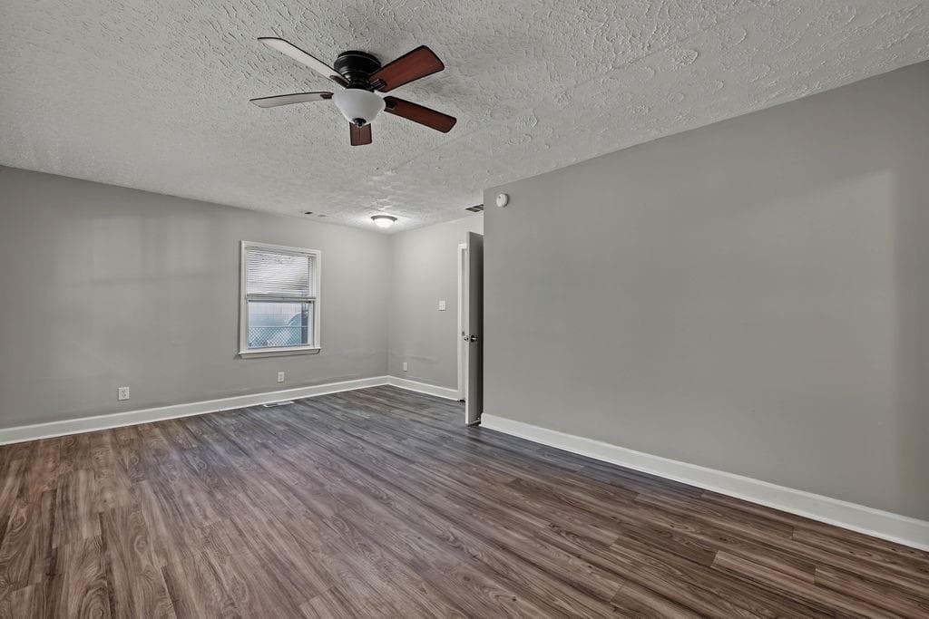 3 bedroom, 1 bathroom, 1,000 sq ft single family residence for sale at 2312 Polar Rock Avenue, Atlanta, GA 30315 — photo 6