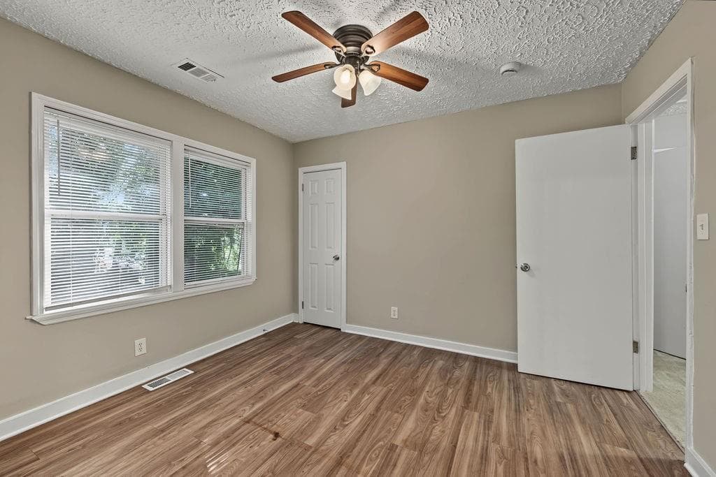 3 bedroom, 1 bathroom, 1,000 sq ft single family residence for sale at 2312 Polar Rock Avenue, Atlanta, GA 30315 — photo 5