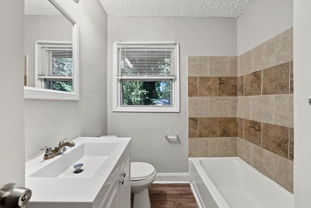 3 bedroom, 1 bathroom, 1,000 sq ft single family residence for sale at 2312 Polar Rock Avenue, Atlanta, GA 30315 — photo 9
