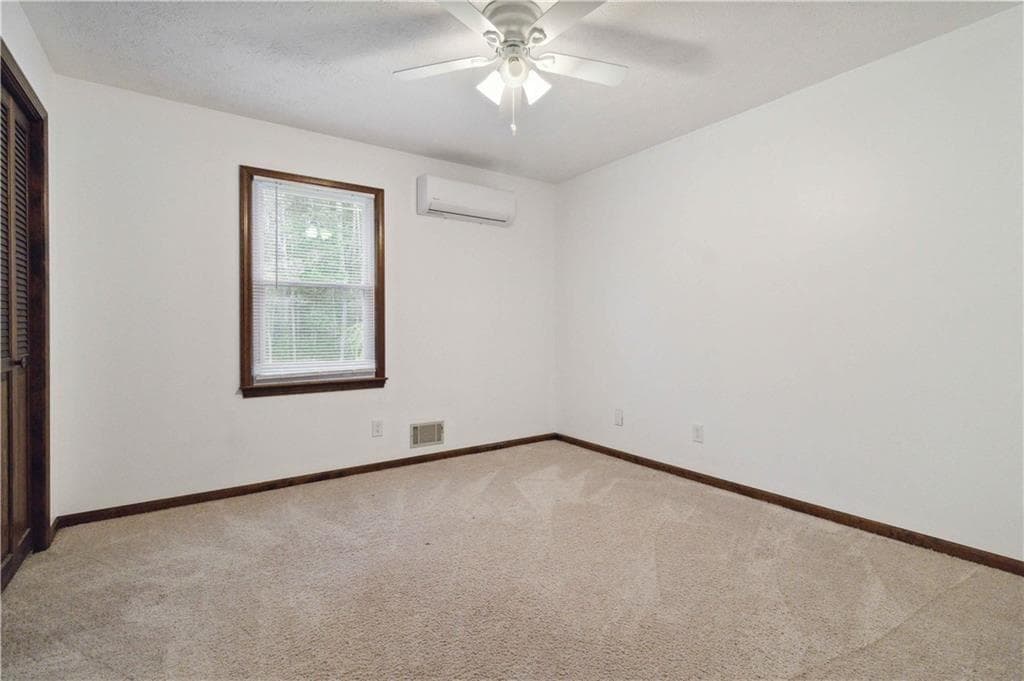 3 bedroom, 2 bathroom, 1,208 sq ft single family residence for rent at 3040 Land Road, Alpharetta, GA 30004 for $2,600 a month — photo 6