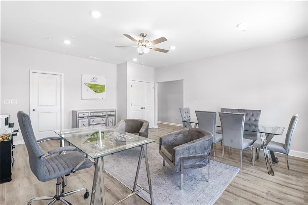 3 bedroom, 3 bathroom, 1,315 sq ft townhouse for sale at 213 Birch Way, Fairburn, GA 30213 — photo 4
