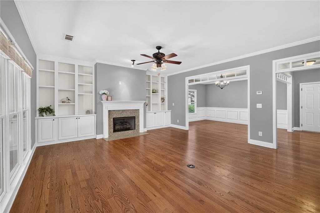 4 bedroom, 4 bathroom, 3,227 sq ft single family residence for sale at 8225 Majors Glen Court, Cumming, GA 30041 — photo 4