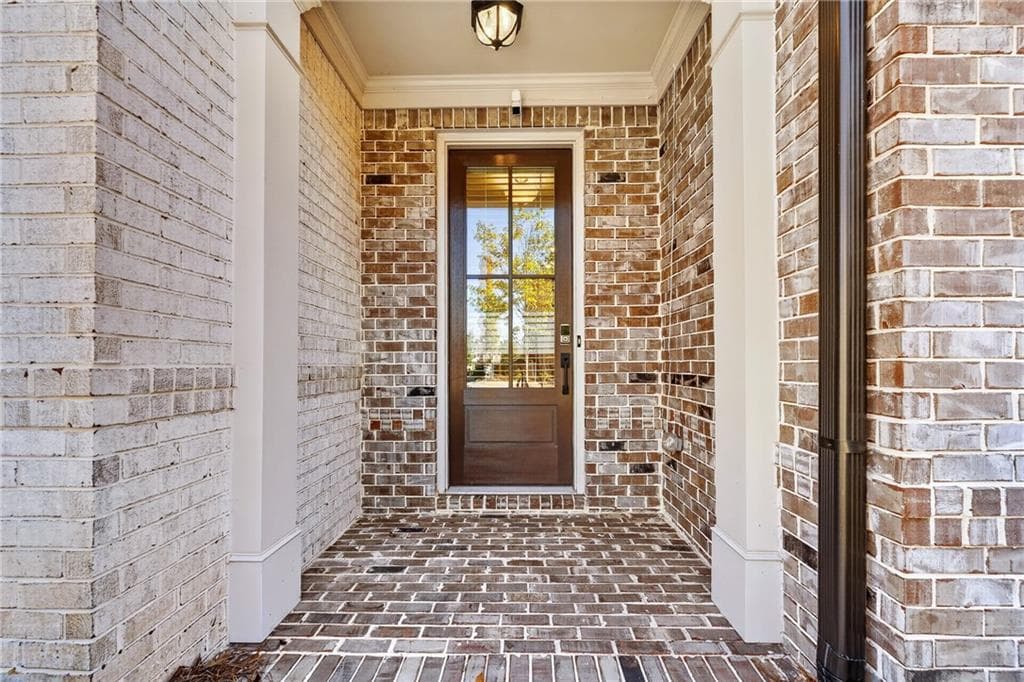 3 bedroom, 3 bathroom, 2,009 sq ft townhouse for sale at 1602 Wellborn Walk, Suwanee, GA 30024 — photo 3