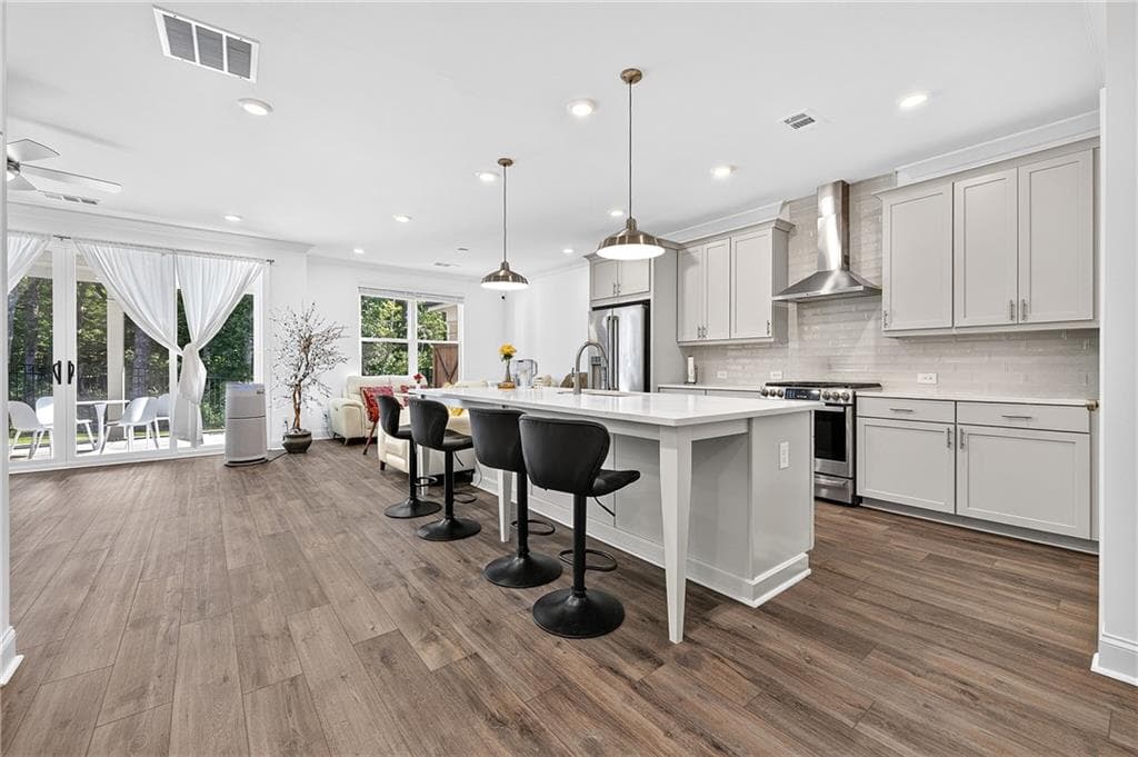 3 bedroom, 3 bathroom, 2,009 sq ft townhouse for sale at 1602 Wellborn Walk, Suwanee, GA 30024 — photo 4