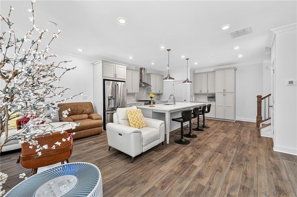 3 bedroom, 3 bathroom, 2,009 sq ft townhouse for sale at 1602 Wellborn Walk, Suwanee, GA 30024 — photo 8