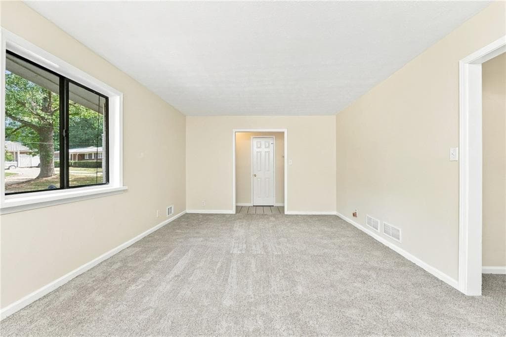 4 bedroom, 3 bathroom, 1,790 sq ft single family residence for rent at 2576 Glenrock Drive, Decatur, GA 30032 for $2,105 a month — photo 6