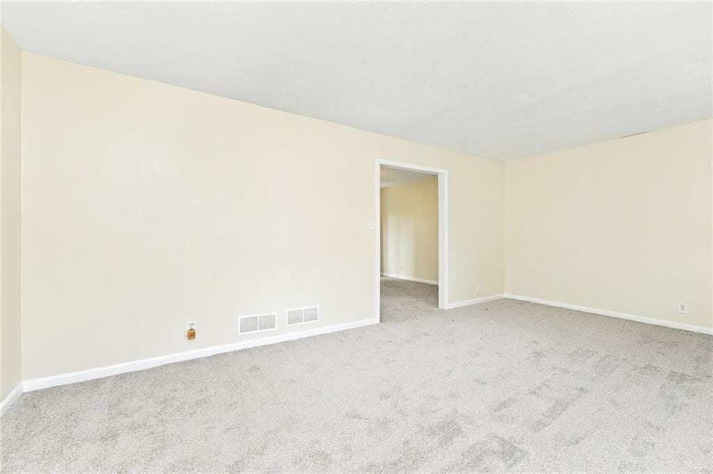 4 bedroom, 3 bathroom, 1,790 sq ft single family residence for rent at 2576 Glenrock Drive, Decatur, GA 30032 for $2,105 a month — photo 8