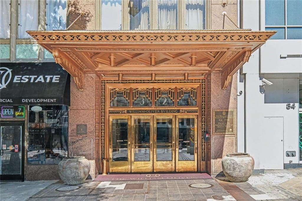 1 bedroom, 1 bathroom, 465 sq ft condominium for sale at 32 Peachtree St NW 602, Atlanta, GA 30303 — photo 7