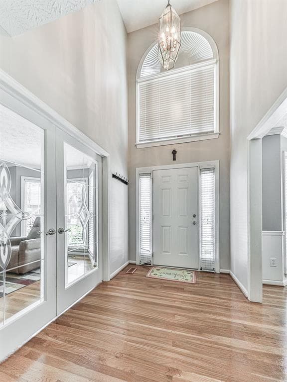 5 bedroom, 4 bathroom, 2,864 sq ft single family residence for sale at 373 Yonah Circle, Woodstock, GA 30189 — photo 2