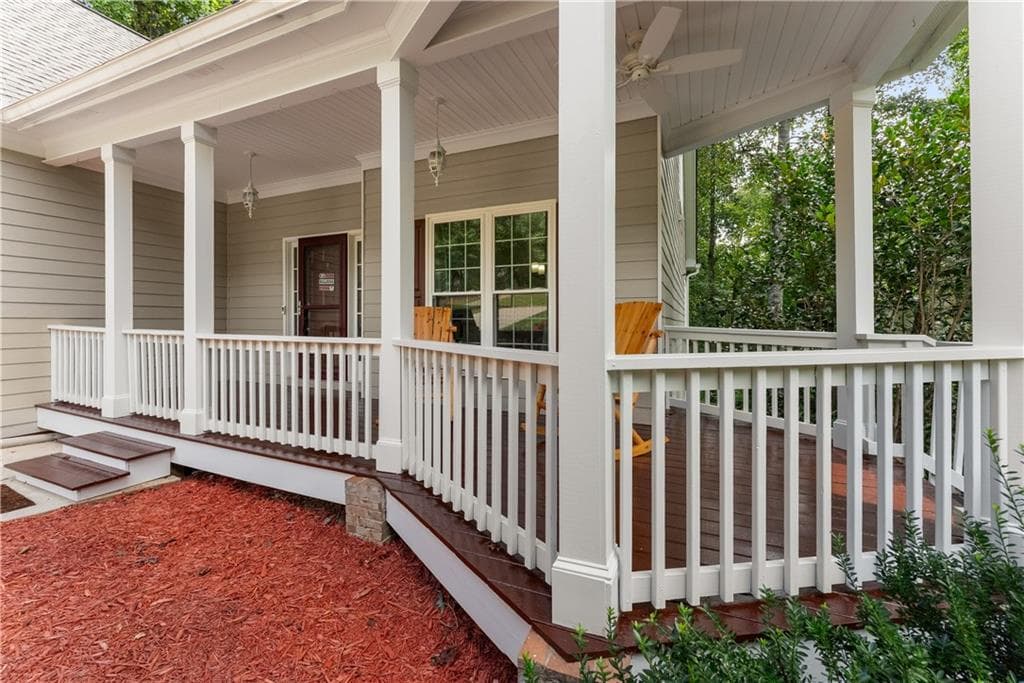 4 bedroom, 4 bathroom, 3,633 sq ft single family residence for sale at 5825 Birch Ridge Trail, Cumming, GA 30028 — photo 7