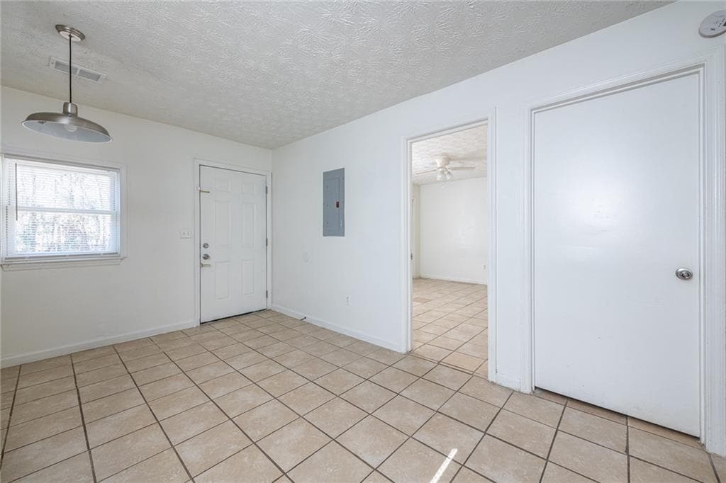 2 bedroom, 2 bathroom, 1,100 sq ft duplex for rent at 8367 Warren Drive 8367, Douglasville, GA 30134 for $1,195 a month — photo 6