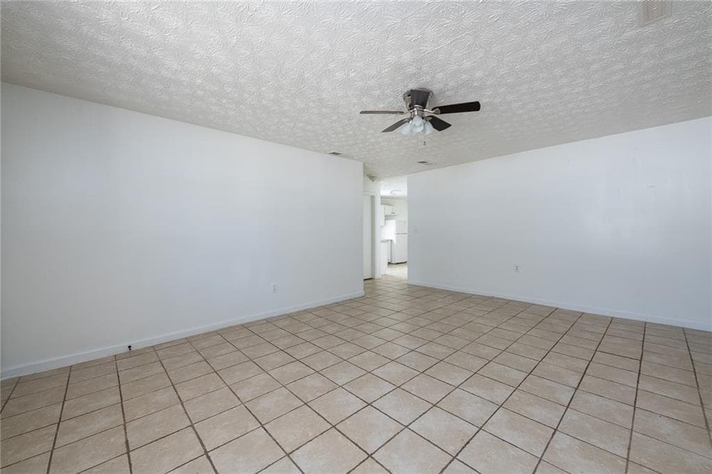 2 bedroom, 2 bathroom, 1,100 sq ft duplex for rent at 8367 Warren Drive 8367, Douglasville, GA 30134 for $1,195 a month — photo 8