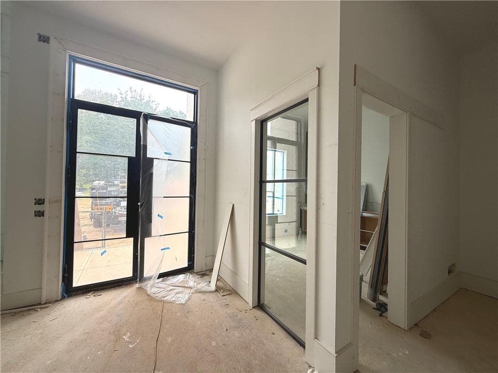 4 bedroom, 7 bathroom, 5,100 sq ft single family residence for sale at 6990 Deaton Henry Road, Flowery Branch, GA 30542 — photo 4