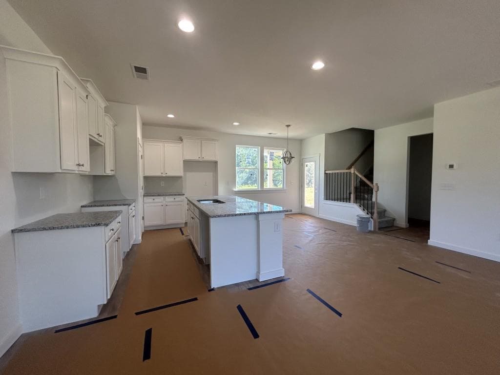 4 bedroom, 3 bathroom, 1,865 sq ft single family residence for sale at 270 Crimson Feather Drive, Jefferson, GA 30549 — photo 4