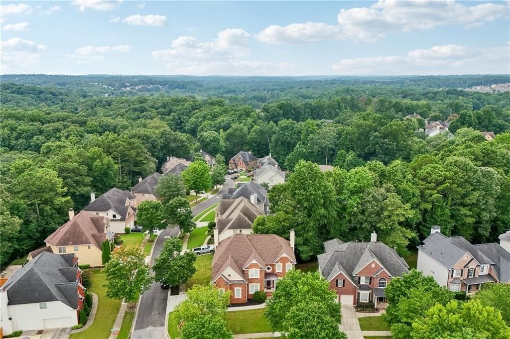 6 bedroom, 5 bathroom, 4,879 sq ft single family residence for sale at 3856 Creekview Ridge Drive, Buford, GA 30518 — photo 7