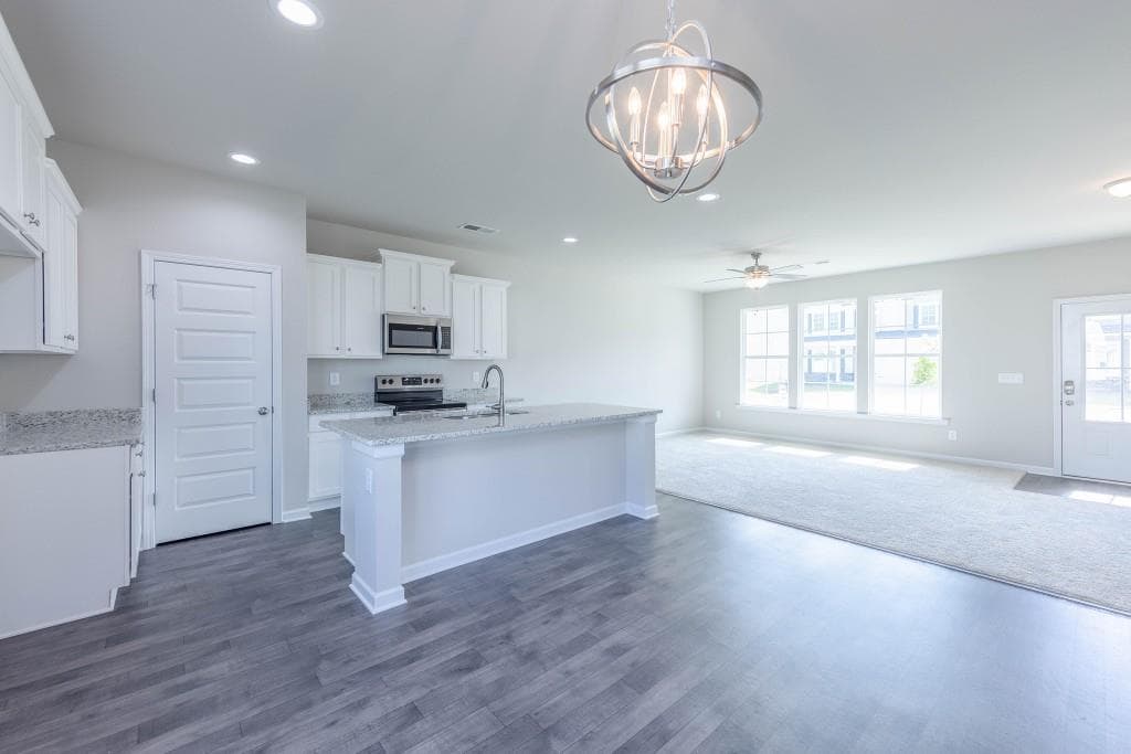 4 bedroom, 3 bathroom, 1,865 sq ft single family residence for sale at 270 Crimson Feather Drive, Jefferson, GA 30549 — photo 9