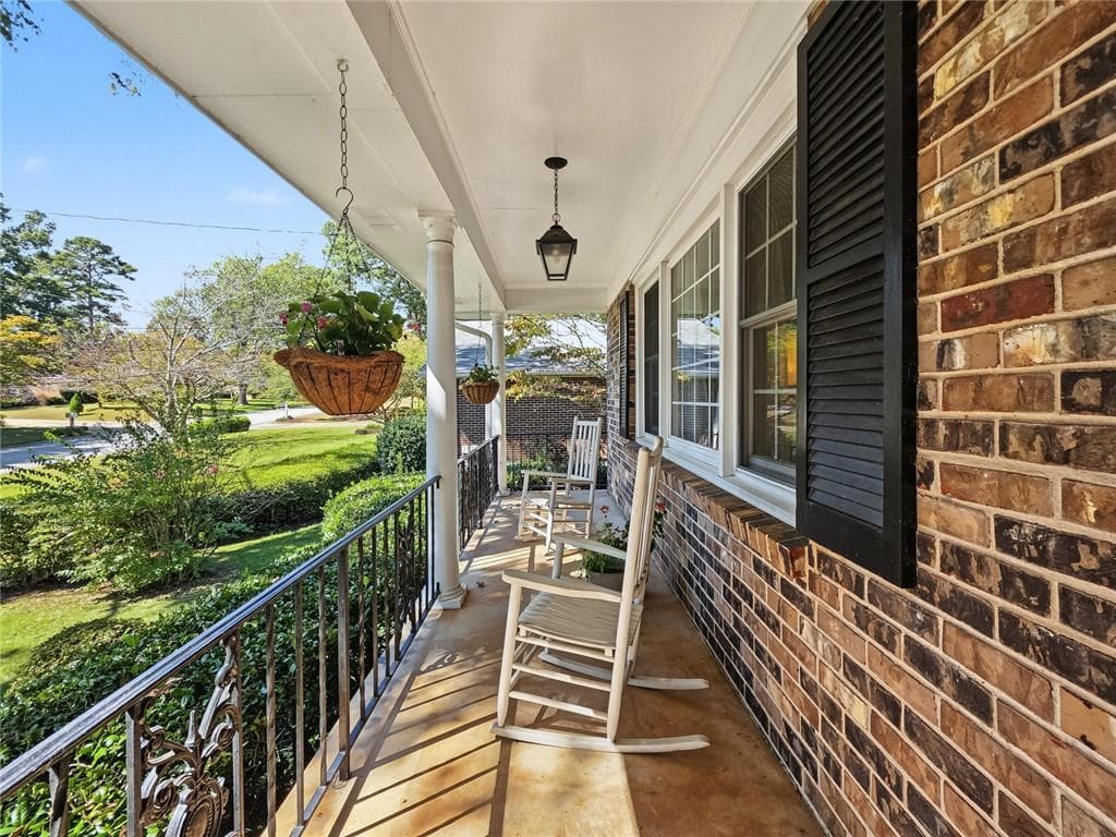 4 bedroom, 3 bathroom, 2,125 sq ft single family residence for sale at 4162 Cimarron Drive, Clarkston, GA 30021 — photo 3