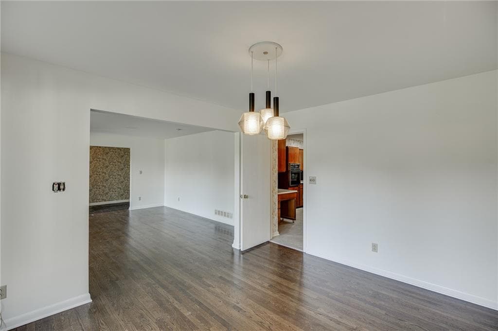 3 bedroom, 2 bathroom, 2,129 sq ft single family residence for sale at 2602 Cosmos Court, Atlanta, GA 30345 — photo 9