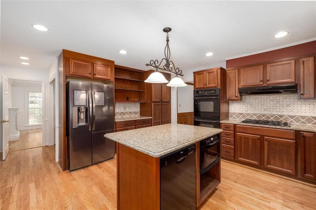 5 bedroom, 4 bathroom, 3,356 sq ft single family residence for sale at 1942 Musket Court, Smoke Rise, GA 30087 — photo 10