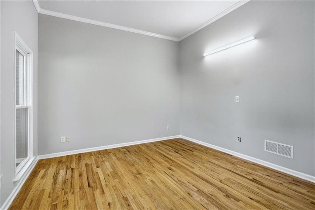 5 bedroom, 3 bathroom, 2,896 sq ft single family residence for sale at 455 Summer Breeze Court, Alpharetta, GA 30005 — photo 6