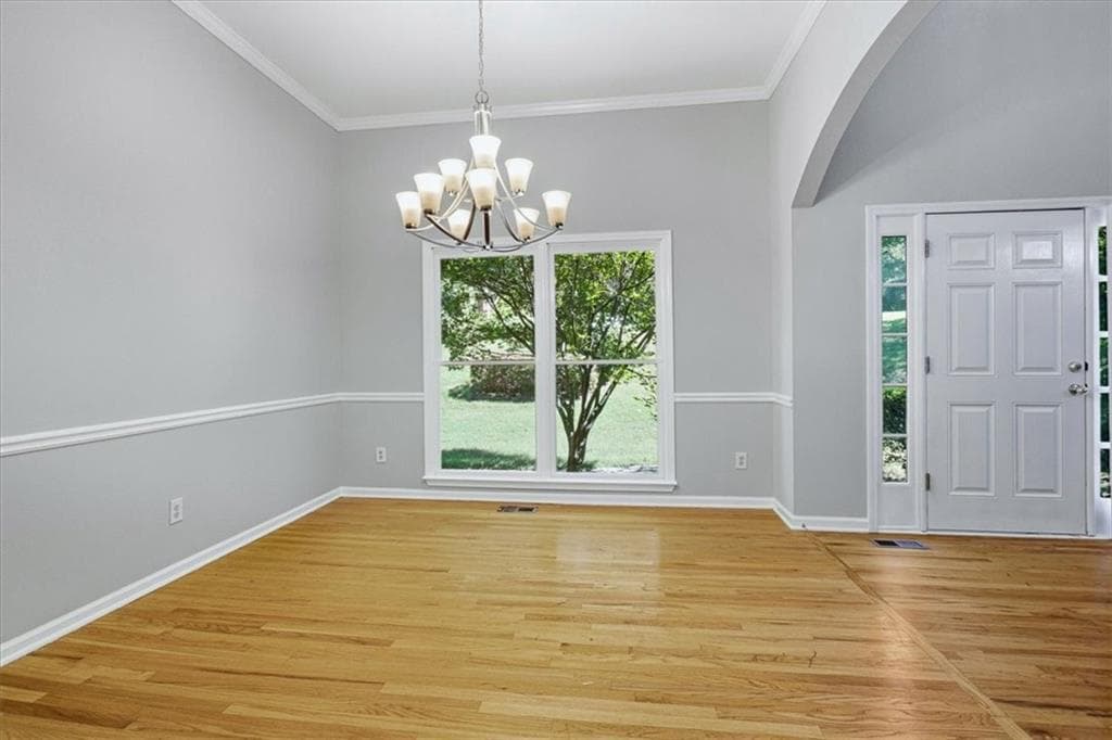 5 bedroom, 3 bathroom, 2,896 sq ft single family residence for sale at 455 Summer Breeze Court, Alpharetta, GA 30005 — photo 9