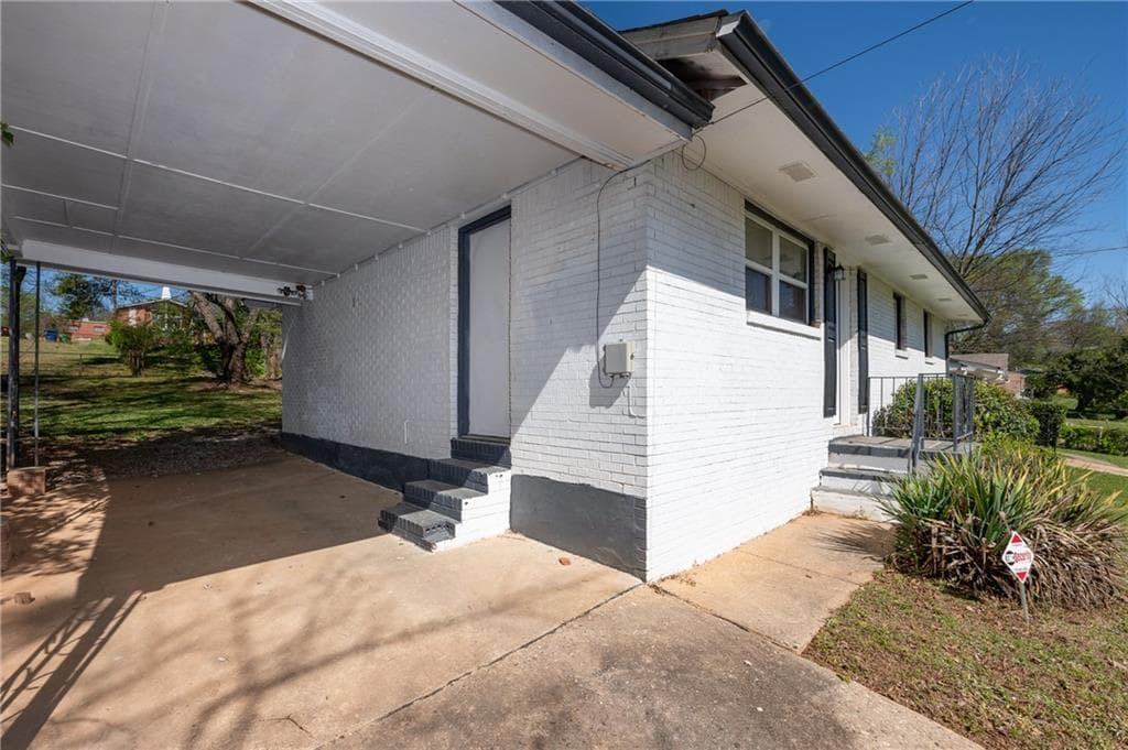 3 bedroom, 1 bathroom, 977 sq ft single family residence for rent at 1891 Goddard Street, Atlanta, GA 30315 for $1,495 a month — photo 2