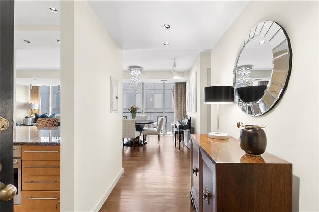 2 bedroom, 2 bathroom, 1,460 sq ft condominium for sale at 145 15th Street 824, Atlanta, GA 30309 — photo 1 of 54