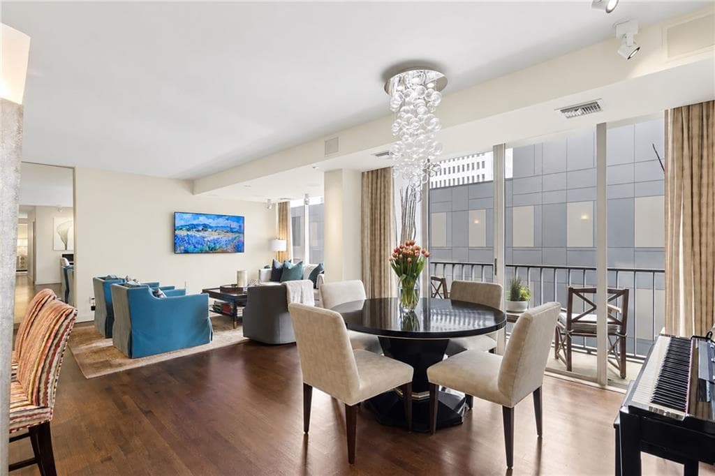 2 bedroom, 2 bathroom, 1,460 sq ft condominium for sale at 145 15th Street 824, Atlanta, GA 30309 — photo 4